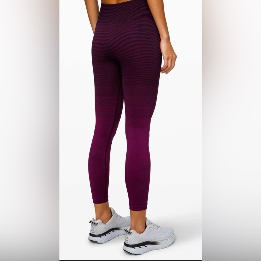 Lululemon Ebbed to Train Tight